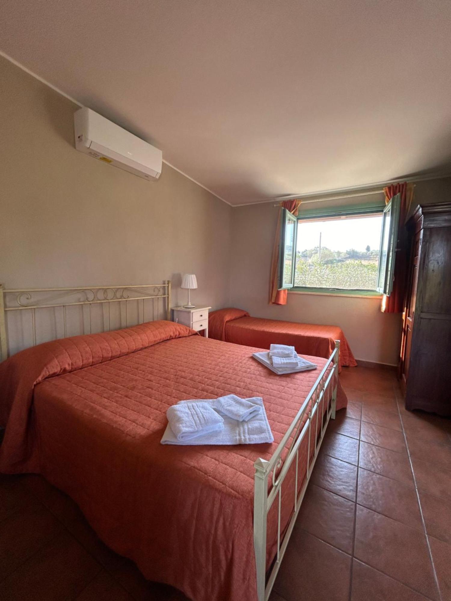 Hotel Borgo Nocchiara Carlentini Esterno foto